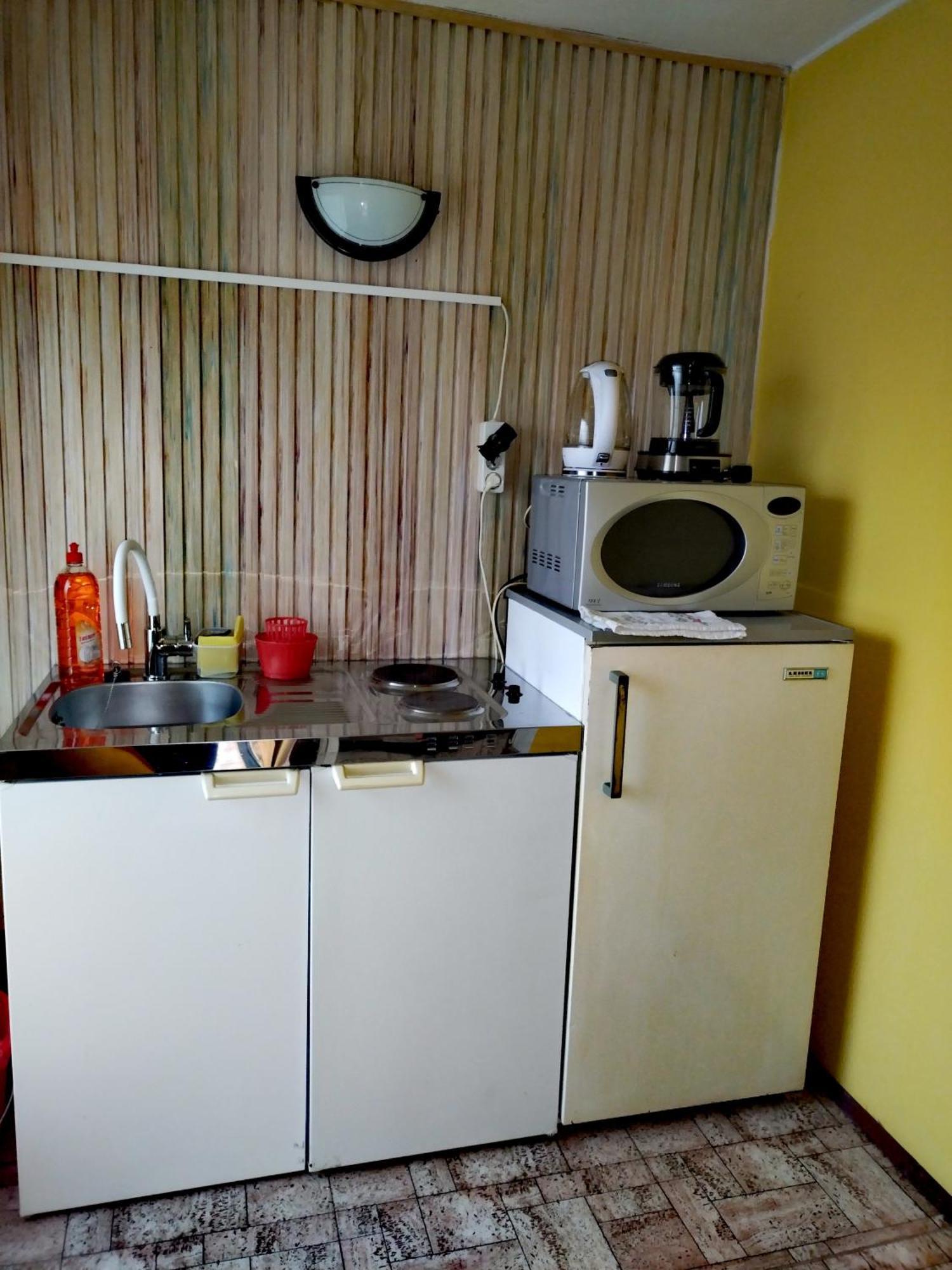 Vadkacsa Apartmanhaz Medencevel Zamardi Ngoại thất bức ảnh